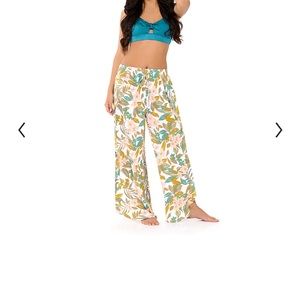NWOT Swimsuit cover pants